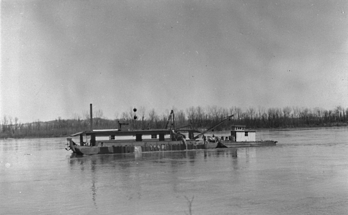 steamer Henry J. Wallau & dredge boat